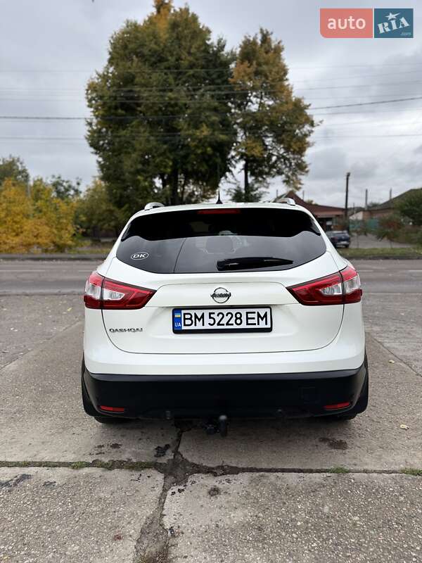 Позашляховик / Кросовер Nissan Qashqai 2017 в Сумах