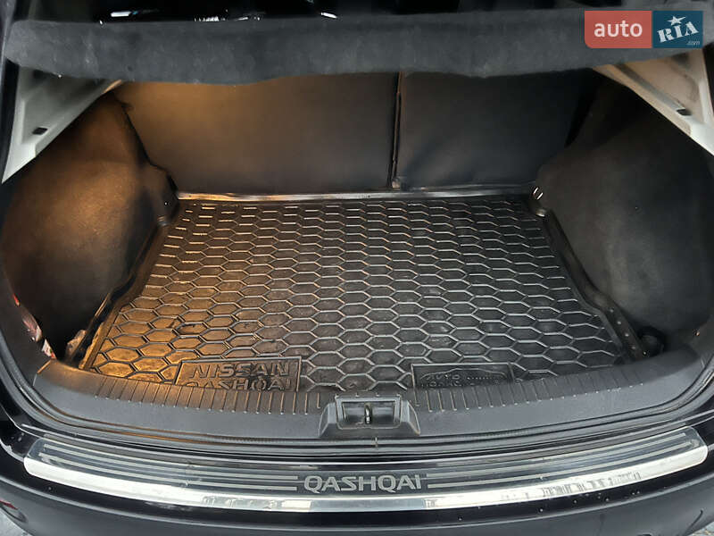Позашляховик / Кросовер Nissan Qashqai 2011 в Старокостянтинові