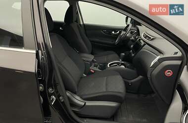 Внедорожник / Кроссовер Nissan Qashqai 2017 в 