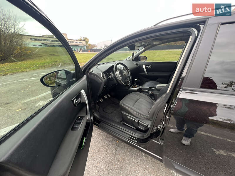 Внедорожник / Кроссовер Nissan Qashqai 2010 в Конотопе
