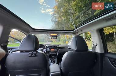 Внедорожник / Кроссовер Nissan Qashqai 2016 в 