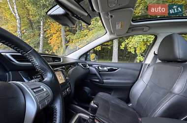 Внедорожник / Кроссовер Nissan Qashqai 2016 в 