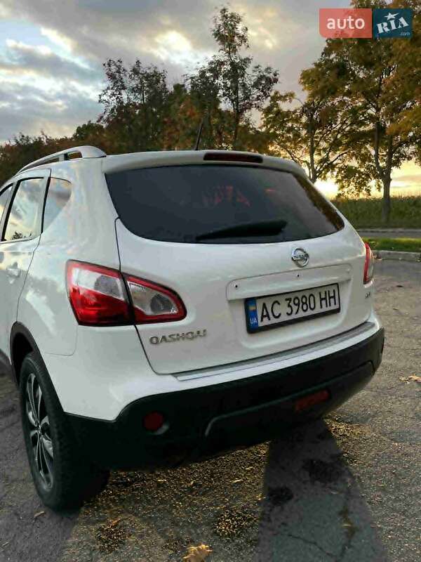 Внедорожник / Кроссовер Nissan Qashqai 2012 в Владимире