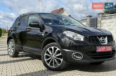 Внедорожник / Кроссовер Nissan Qashqai 2010 в 