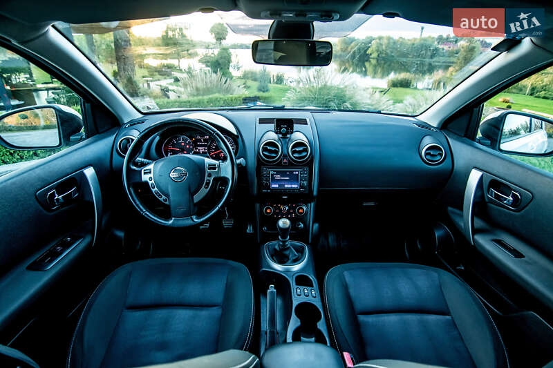 Внедорожник / Кроссовер Nissan Qashqai 2012 в Умани