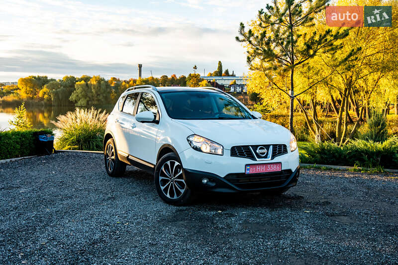 Внедорожник / Кроссовер Nissan Qashqai 2012 в Умани