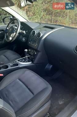 Внедорожник / Кроссовер Nissan Qashqai 2012 в 