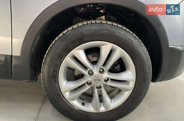 Внедорожник / Кроссовер Nissan Qashqai 2013 в 