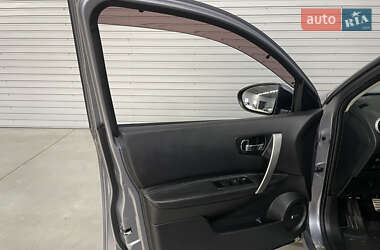 Внедорожник / Кроссовер Nissan Qashqai 2013 в 