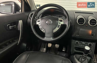 Внедорожник / Кроссовер Nissan Qashqai 2013 в 