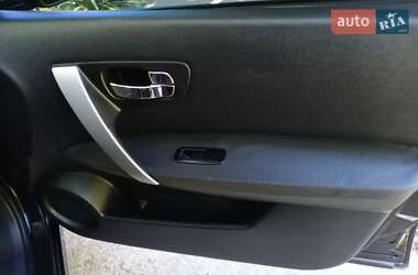 Внедорожник / Кроссовер Nissan Qashqai 2007 в 