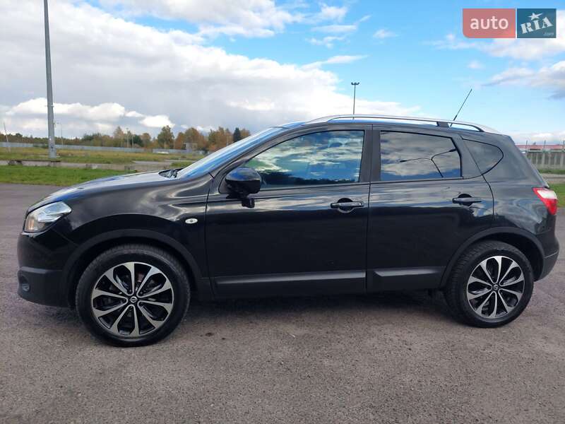 Внедорожник / Кроссовер Nissan Qashqai 2011 в Львове