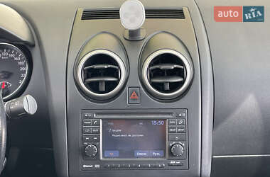 Внедорожник / Кроссовер Nissan Qashqai 2012 в 