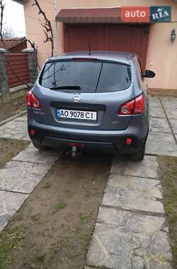 Внедорожник / Кроссовер Nissan Qashqai 2008 в Ужгороде