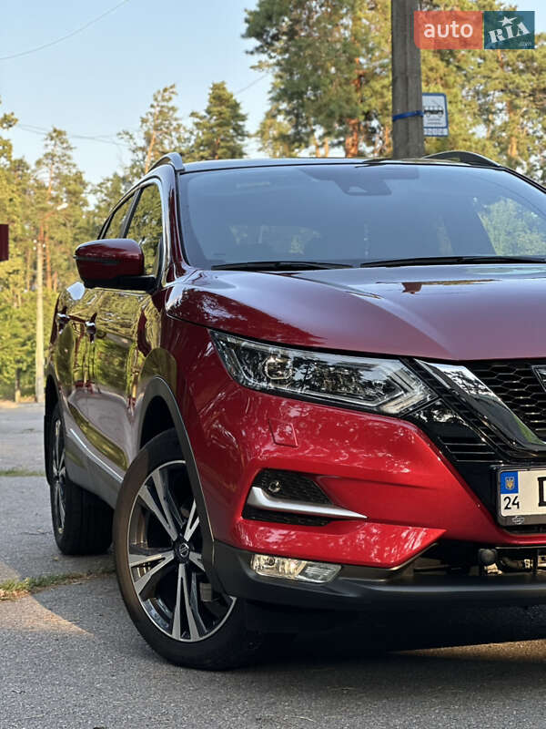 Позашляховик / Кросовер Nissan Qashqai 2018 в Черкасах