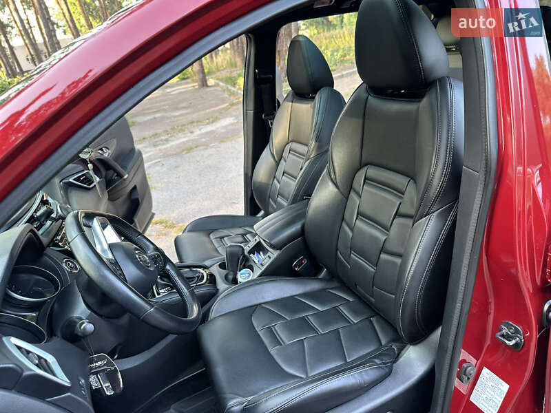 Позашляховик / Кросовер Nissan Qashqai 2018 в Черкасах