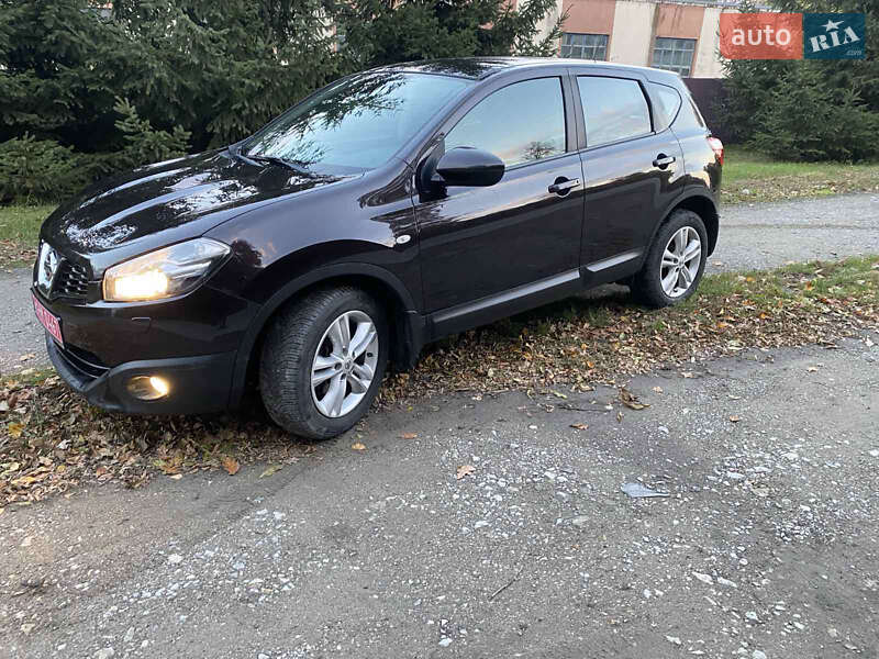 Внедорожник / Кроссовер Nissan Qashqai 2011 в Борщеве