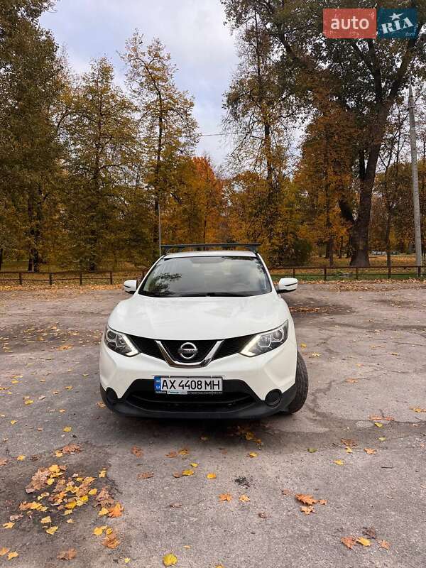Внедорожник / Кроссовер Nissan Qashqai 2017 в Сумах
