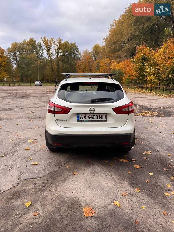 Внедорожник / Кроссовер Nissan Qashqai 2017 в Сумах