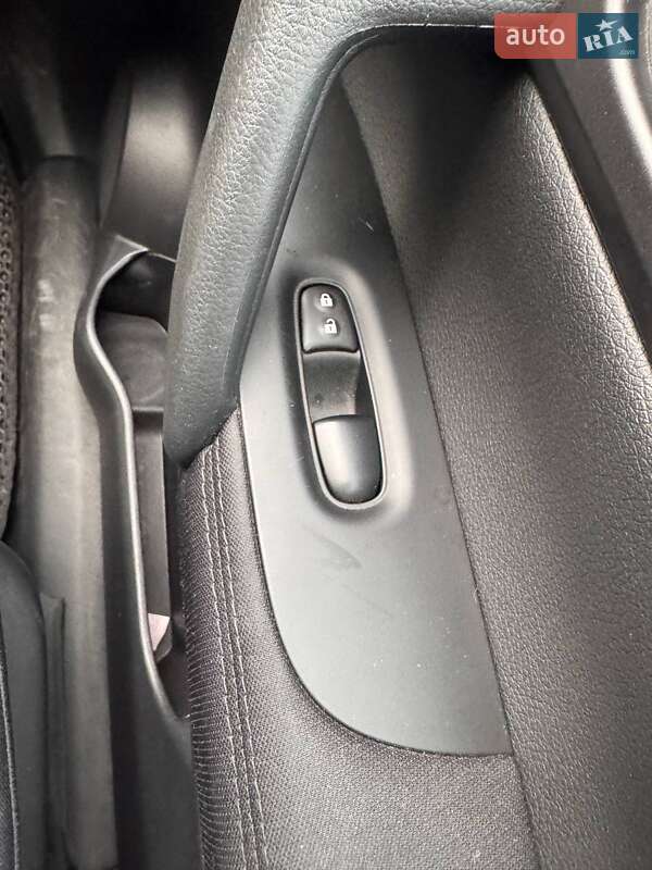 Внедорожник / Кроссовер Nissan Qashqai 2017 в Сумах
