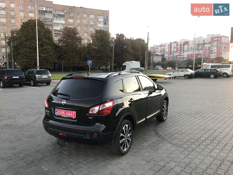 Внедорожник / Кроссовер Nissan Qashqai 2013 в Луцке