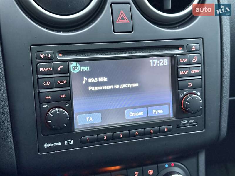 Внедорожник / Кроссовер Nissan Qashqai 2011 в Харькове