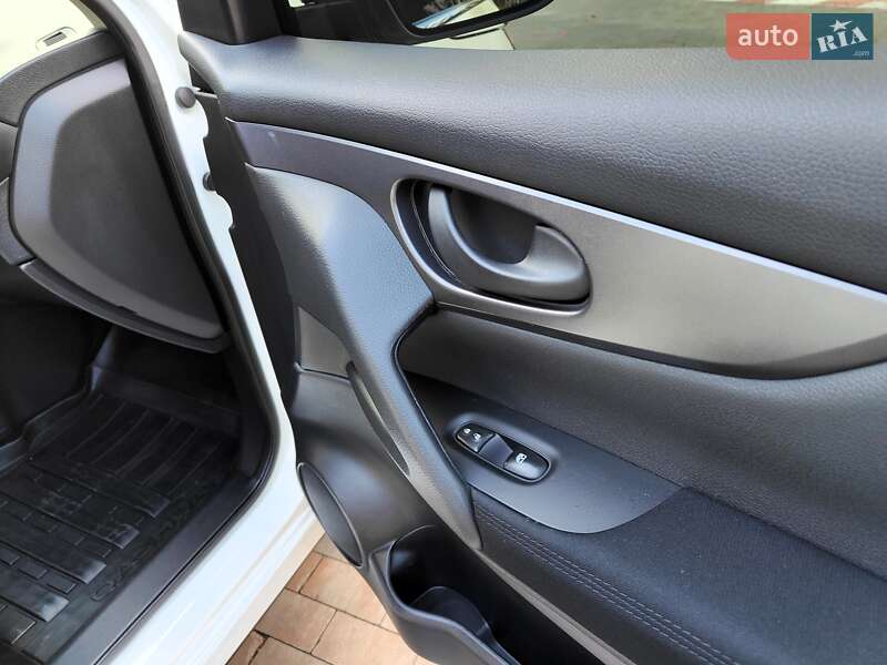 Позашляховик / Кросовер Nissan Qashqai 2019 в Києві фото 51 Позашляховик / Кросовер Nissan Qashqai 2019 в Києві