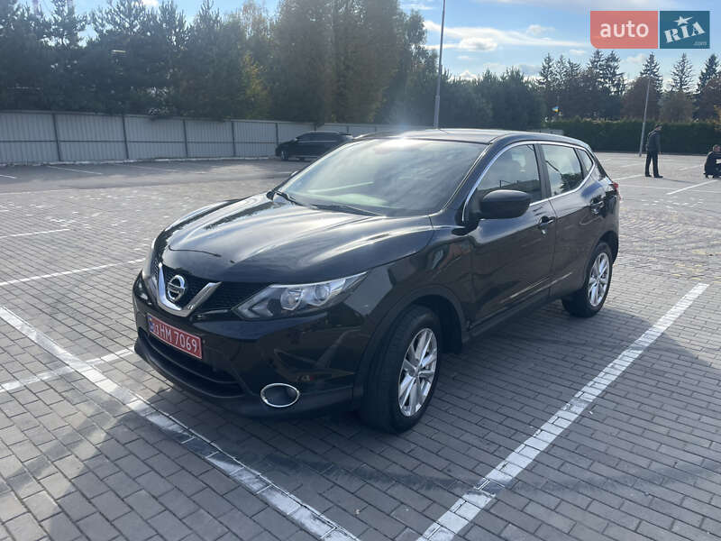 Позашляховик / Кросовер Nissan Qashqai 2014 в Луцьку