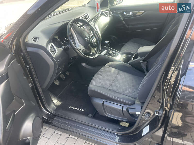 Позашляховик / Кросовер Nissan Qashqai 2014 в Луцьку