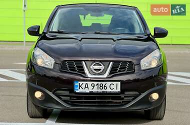 Позашляховик / Кросовер Nissan Qashqai 2013 в 