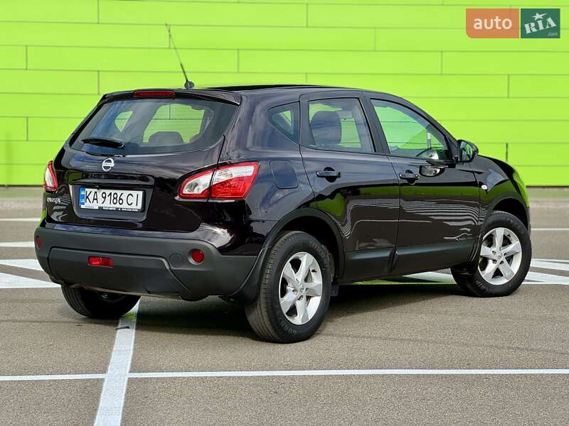Позашляховик / Кросовер Nissan Qashqai 2013 в Києві фото 19 Позашляховик / Кросовер Nissan Qashqai 2013 в Києві