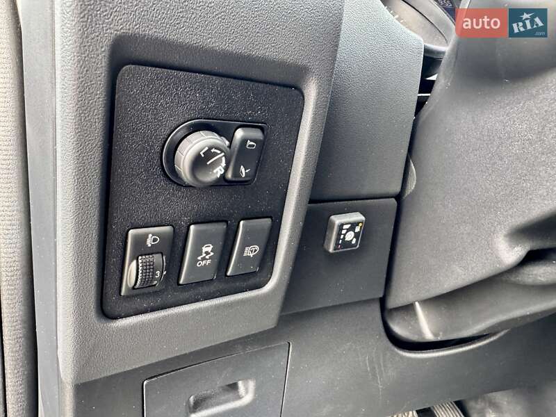 Позашляховик / Кросовер Nissan Qashqai 2013 в Києві фото 34 Позашляховик / Кросовер Nissan Qashqai 2013 в Києві