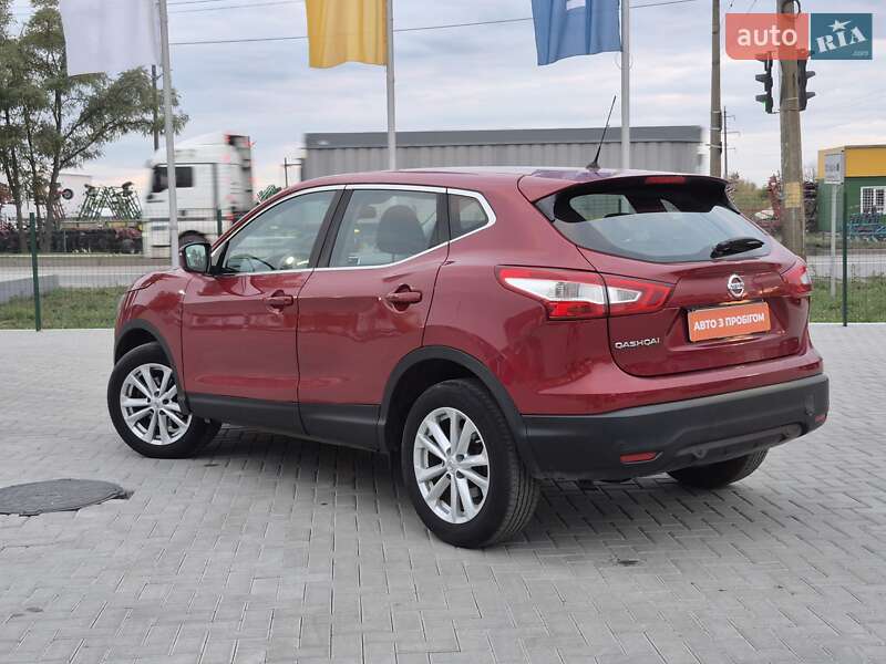 Внедорожник / Кроссовер Nissan Qashqai 2016 в Кропивницком