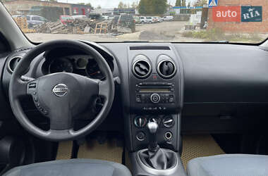 Внедорожник / Кроссовер Nissan Qashqai 2007 в 