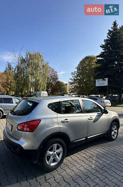 Позашляховик / Кросовер Nissan Qashqai 2008 в 