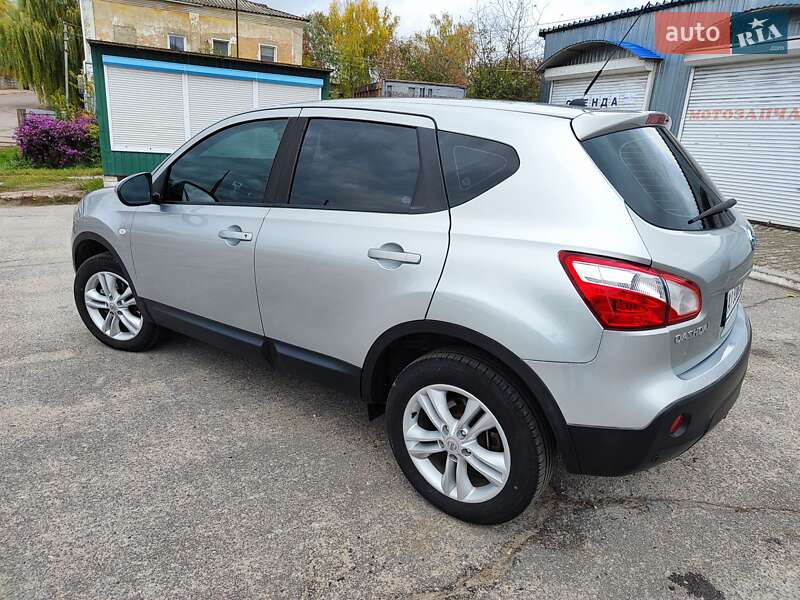 Внедорожник / Кроссовер Nissan Qashqai 2011 в Глухове фото 7 Внедорожник / Кроссовер Nissan Qashqai 2011 в Глухове