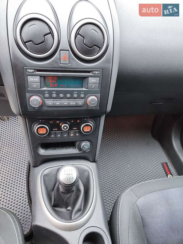 Внедорожник / Кроссовер Nissan Qashqai 2011 в Глухове фото 16 Внедорожник / Кроссовер Nissan Qashqai 2011 в Глухове