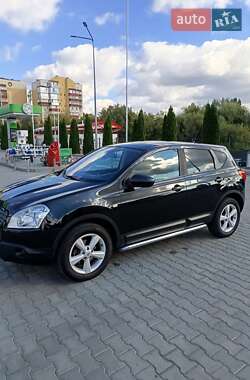 Внедорожник / Кроссовер Nissan Qashqai 2008 в 