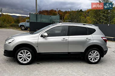 Внедорожник / Кроссовер Nissan Qashqai 2010 в 