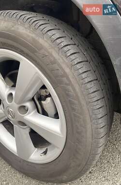 Внедорожник / Кроссовер Nissan Qashqai 2009 в 