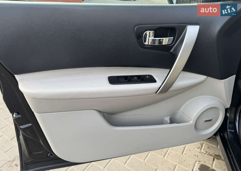 Позашляховик / Кросовер Nissan Qashqai 2011 в Сумах фото 35 Позашляховик / Кросовер Nissan Qashqai 2011 в Сумах