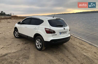 Внедорожник / Кроссовер Nissan Qashqai 2011 в 