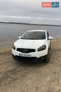 Внедорожник / Кроссовер Nissan Qashqai 2011 в 
