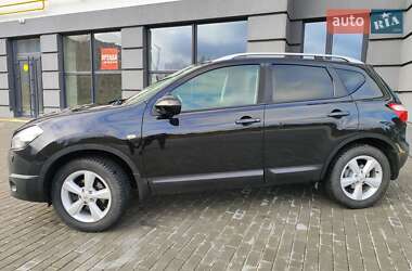 Внедорожник / Кроссовер Nissan Qashqai 2011 в 