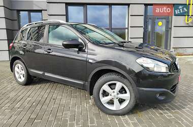 Внедорожник / Кроссовер Nissan Qashqai 2011 в 
