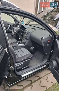 Позашляховик / Кросовер Nissan Qashqai 2007 в  фото 13 Позашляховик / Кросовер Nissan Qashqai 2007 в