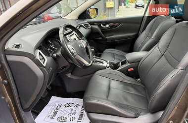 Внедорожник / Кроссовер Nissan Qashqai 2015 в 