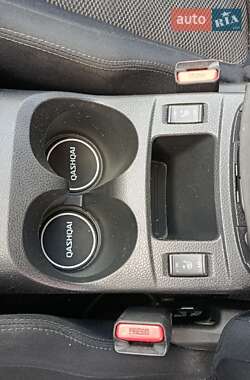 Внедорожник / Кроссовер Nissan Qashqai 2014 в 
