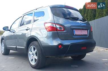 Позашляховик / Кросовер Nissan Qashqai 2011 в 