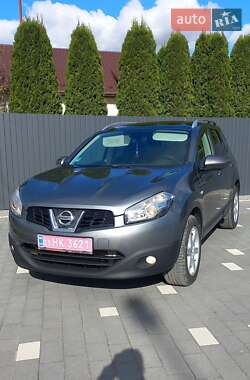 Позашляховик / Кросовер Nissan Qashqai 2011 в 